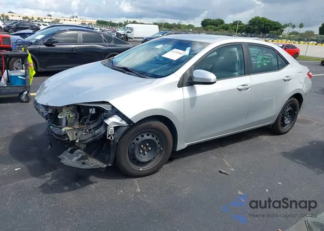 2015 Toyota Corolla Le z USA, uszkodzony, nr VIN 5YFBURHE4FP270672